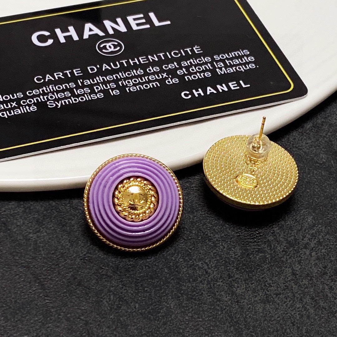 Chanel Purple Resin Earrings - 18K Yellow Gold