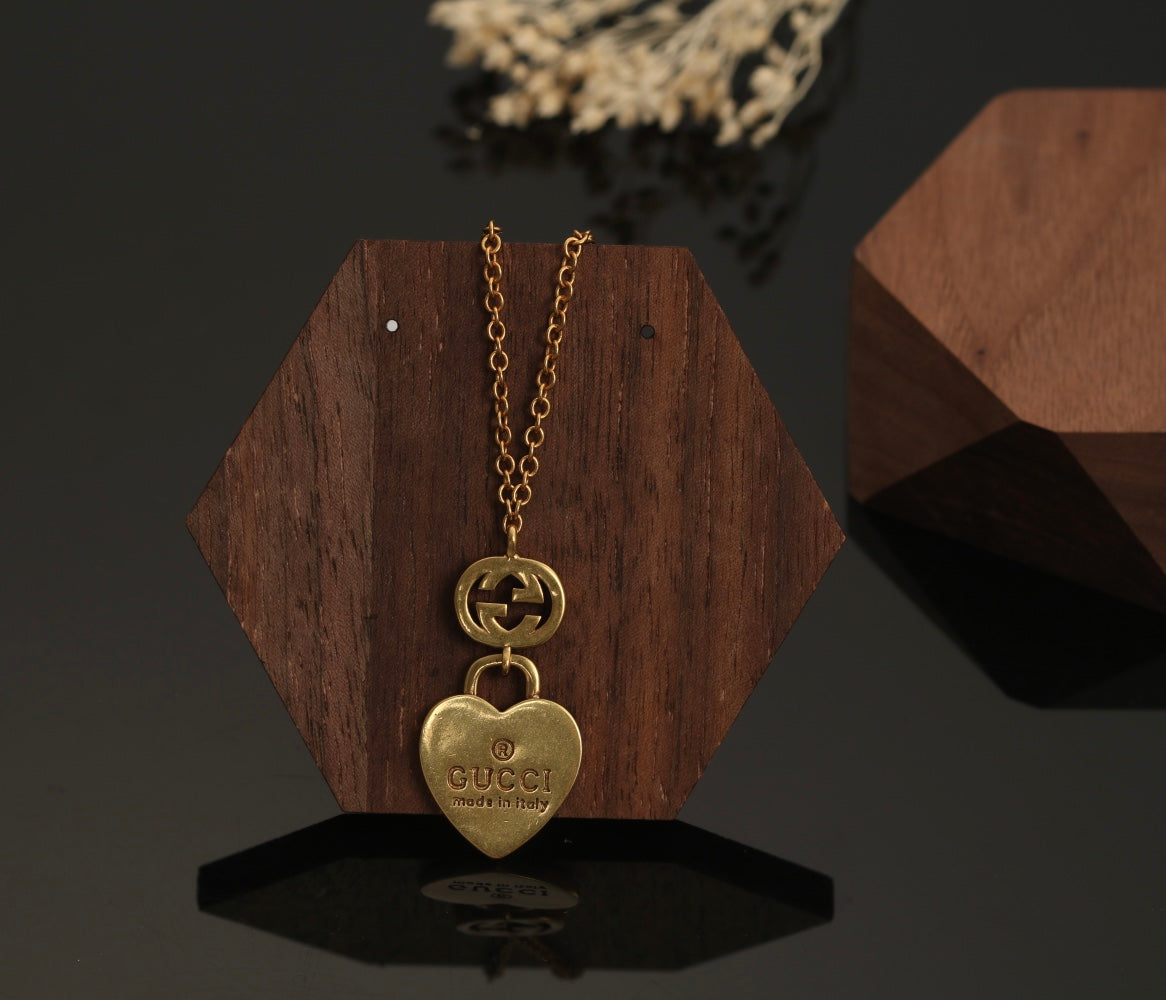 Gucci Double G Heart Pendant Necklace
