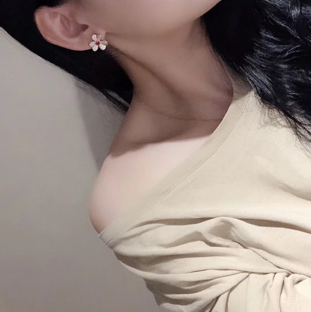 Frivole Pink Sapphire Earrings - 18K Gold