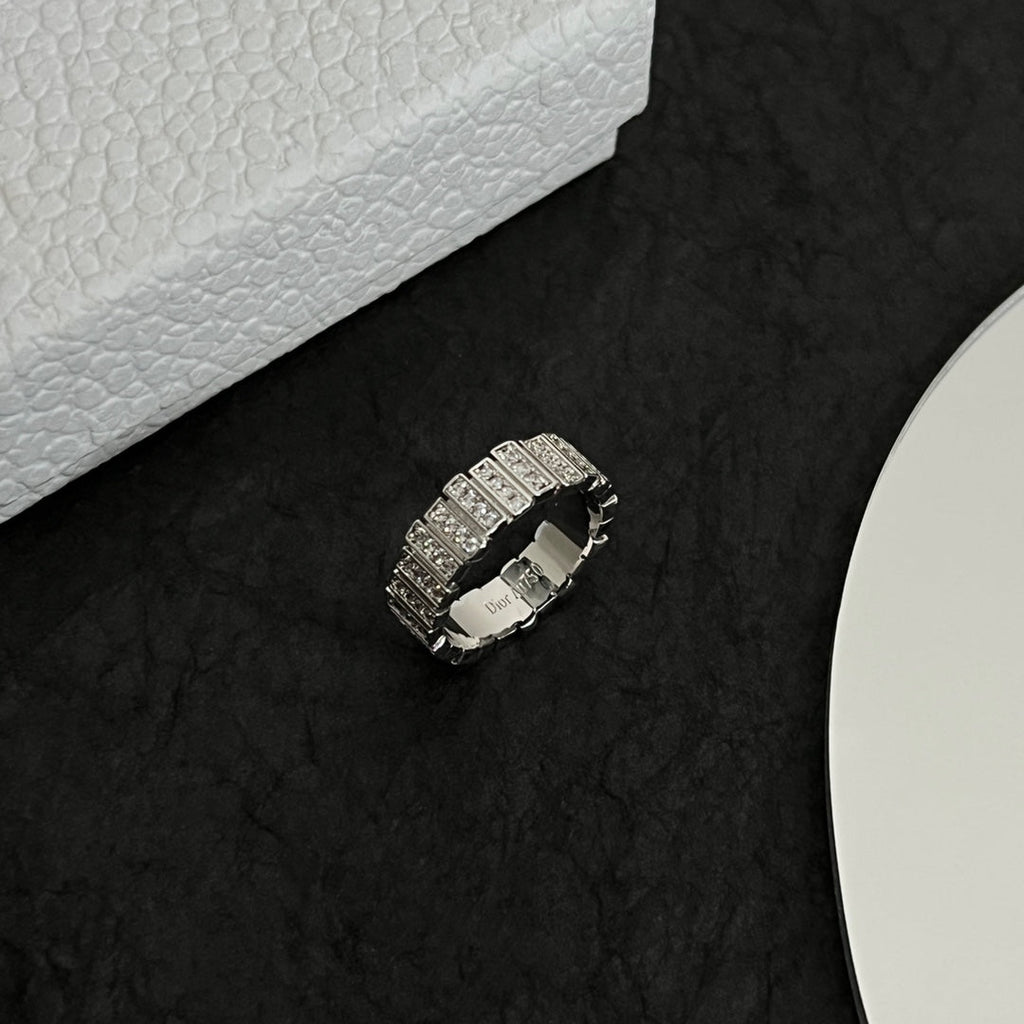 Dior Gem Diamond Ring - 18K Gold
