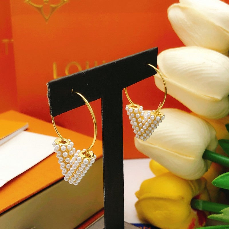 Louis Vuitton Essential V Perle Hoop Earrings - 18K Yellow Gold