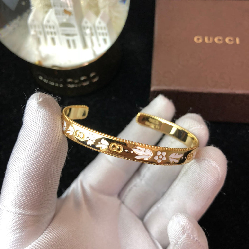 Gucci Double G Icon Blossom Enamel Bangle Bracelet