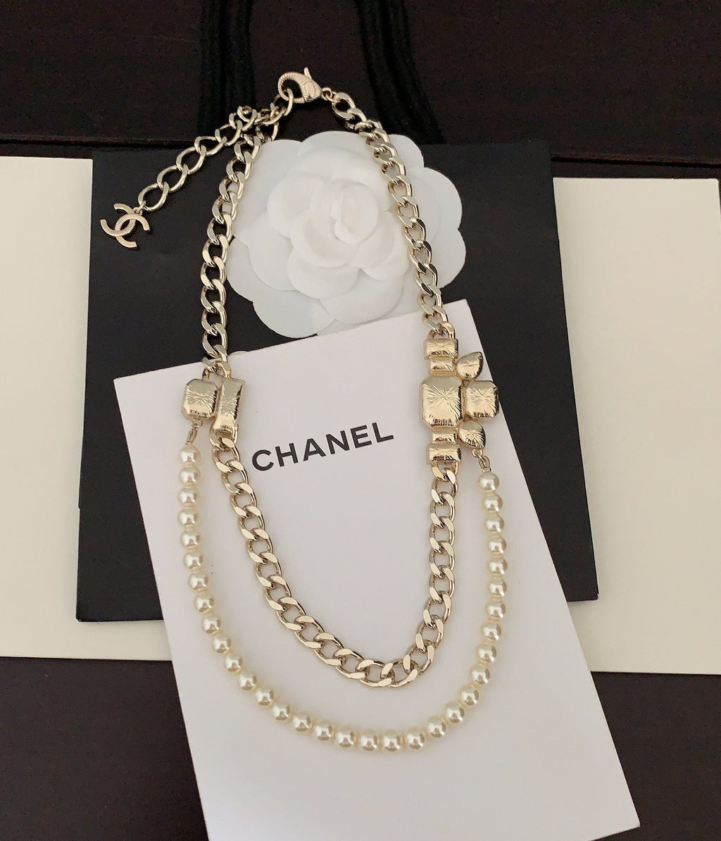 Chanel Pearls Crystal Necklace