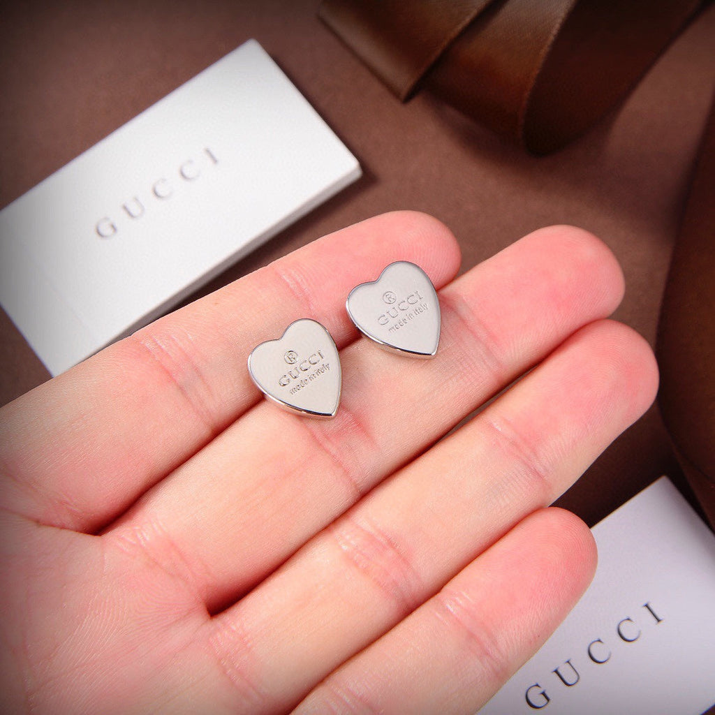 Gucci Double G Heart Earrings - 18K White Gold