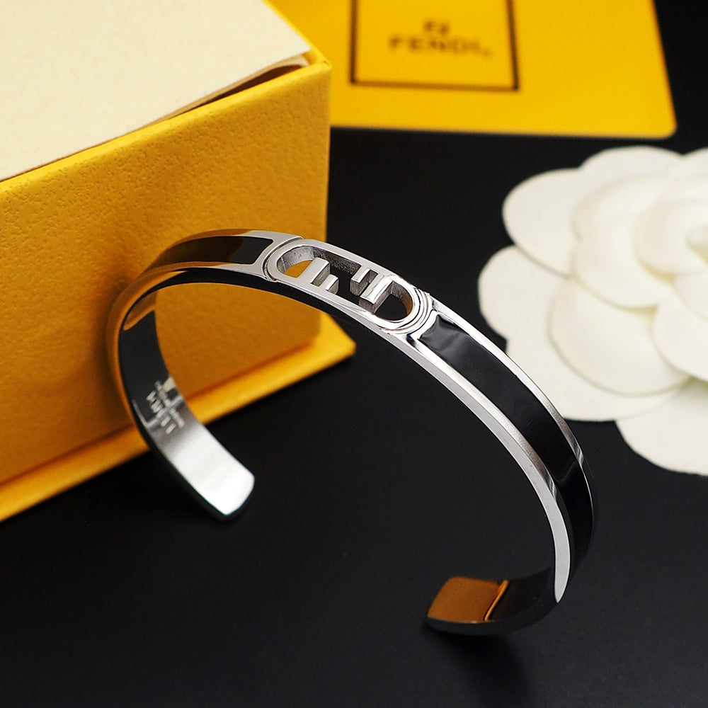 Fendi Open Cuff Bracelet - 18K Gold