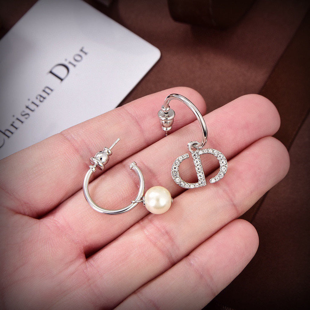 Dior Petit CD Pearl Earrings