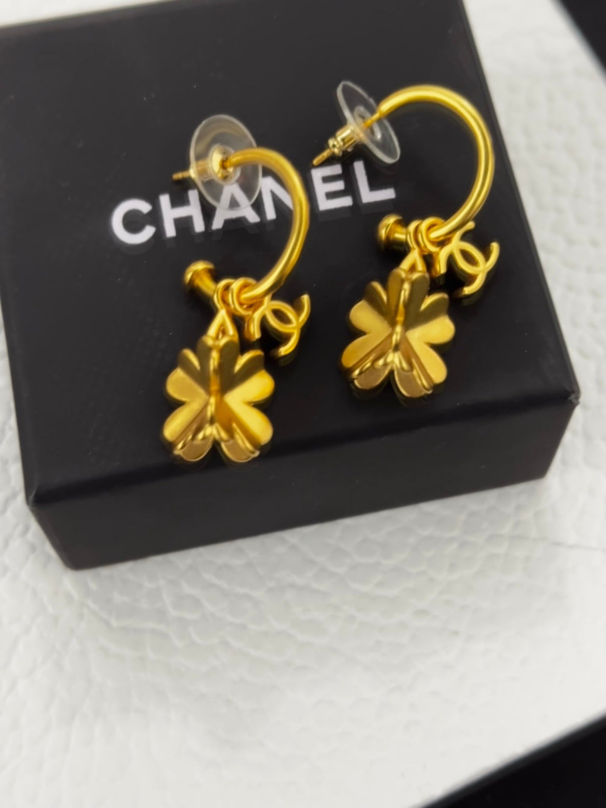 Chanel Flowers Earrings - 4.5 cm Height - 18K Yellow Gold