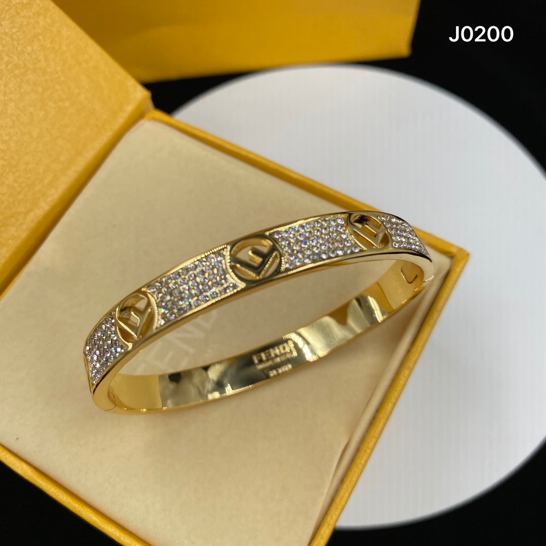 Fendi Is Bracelet - 18K Yellow Gold
