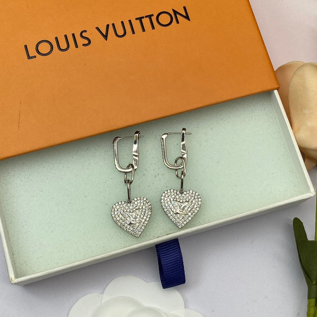 Louis Vuitton Diamond Heart Earrings - 18K Gold