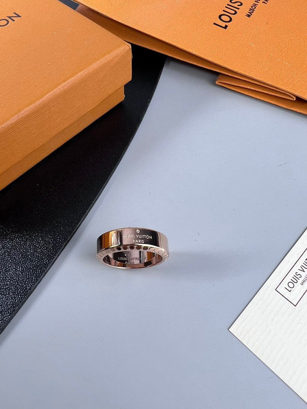 Louis Vuitton Vintage Ring - 18K Gold