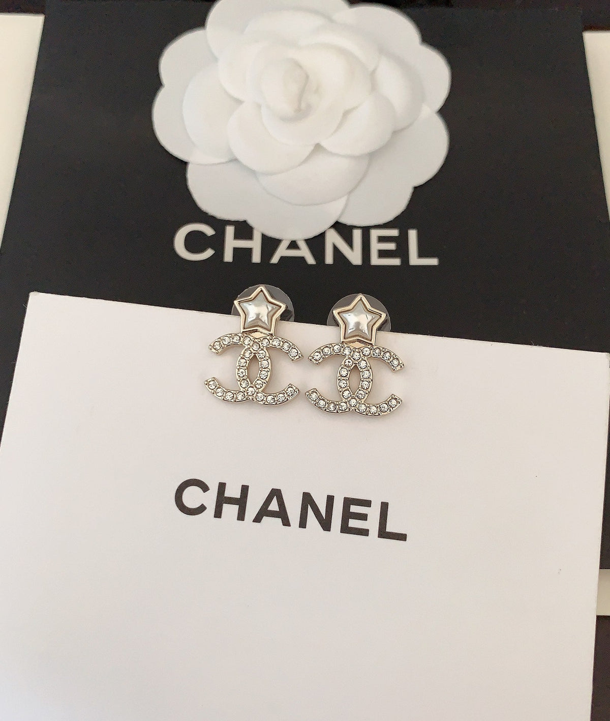 Chanel Star Crystal Earrings - 18K Yellow Gold