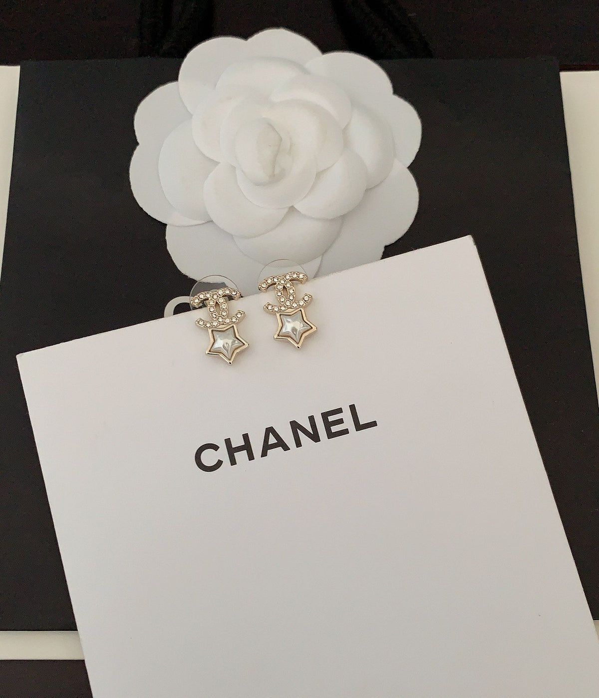 Chanel Star Crystal Earrings - 18K Yellow Gold