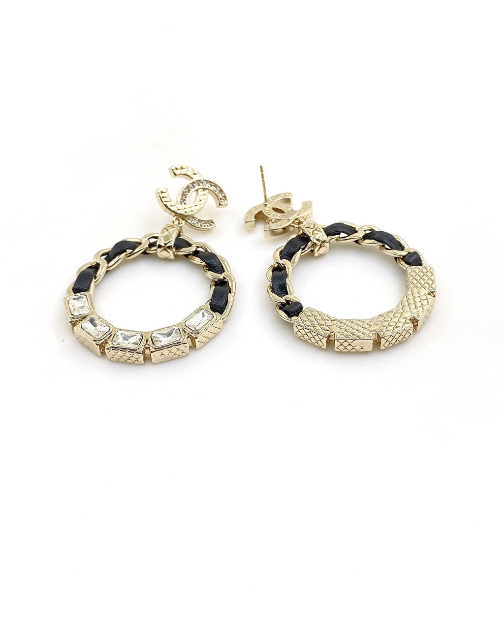 Chanel Round Crystal Earrings - 18K Yellow Gold