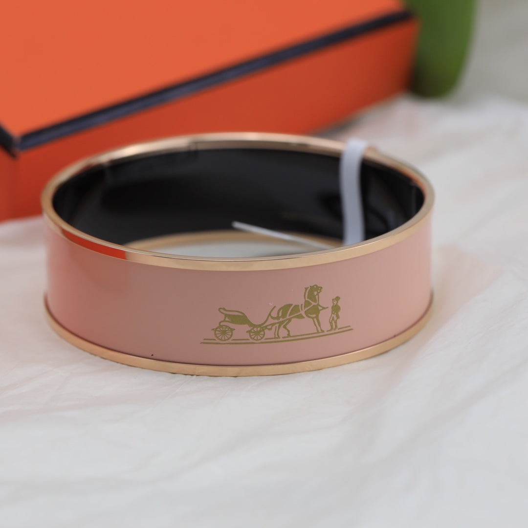 Hermes Enamel Caleche Wide Bangle Bracelet - 18K Yellow Gold