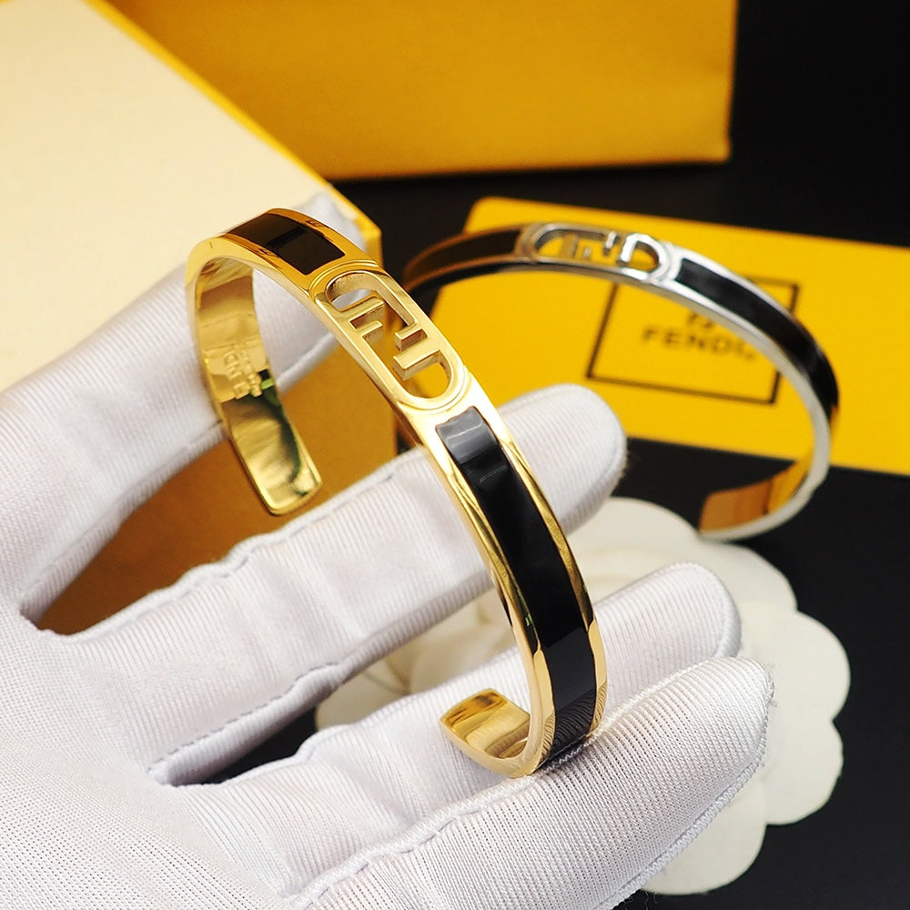Fendi Open Cuff Bracelet - 18K Gold