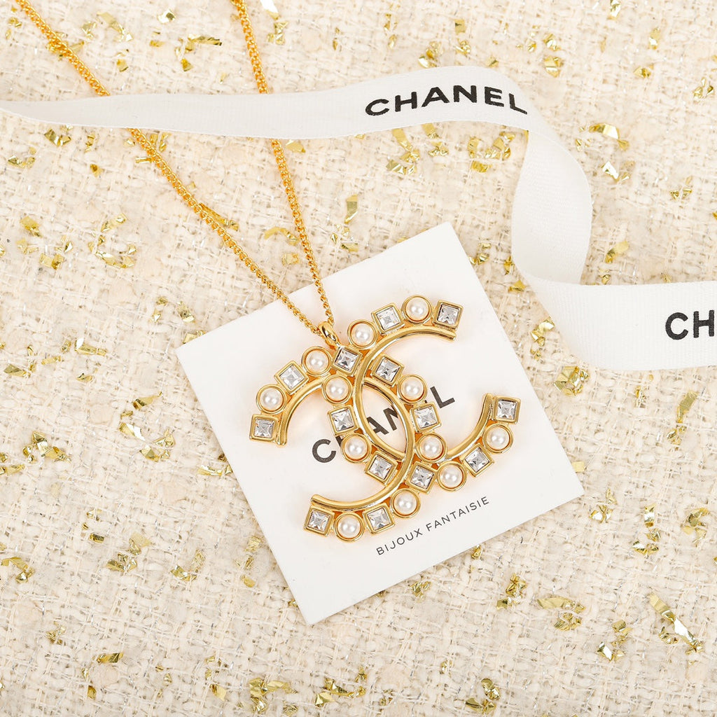 Chanel Vintage Necklace