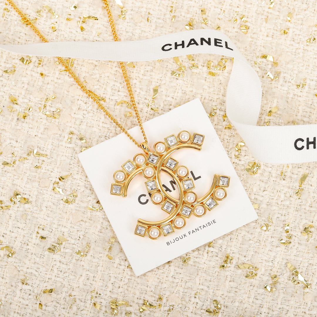 Chanel Vintage Necklace