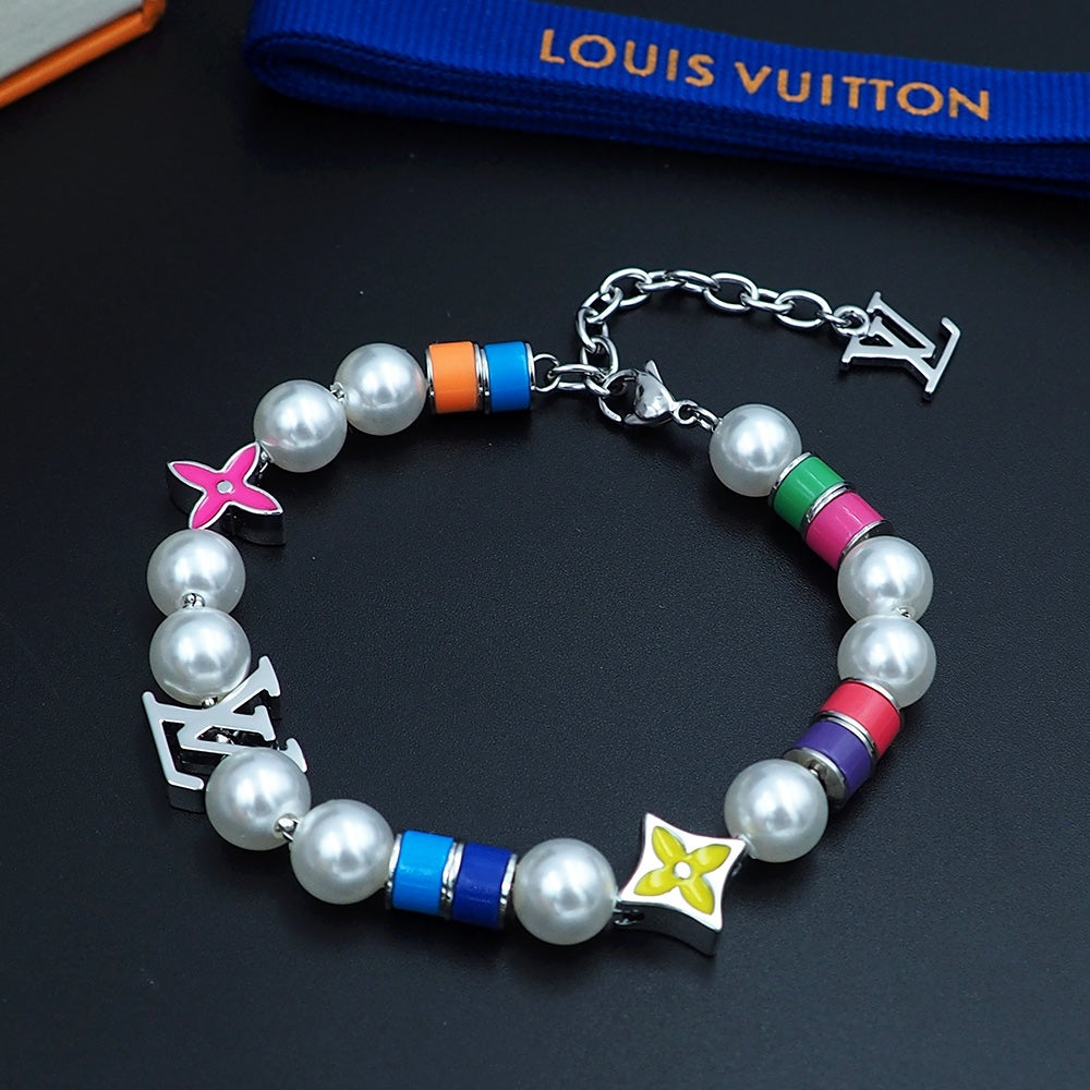 Louis Vuitton MNG Pearls Party Bracelet