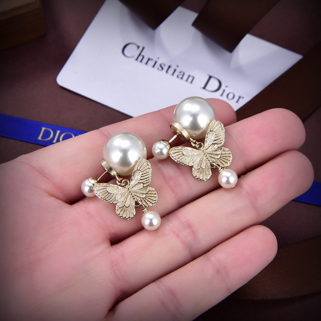 Dior Tribales Pearl Earrings