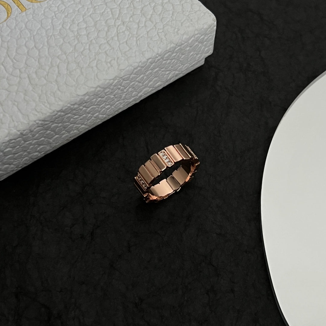 Dior Gem Diamond Ring - 18K Gold