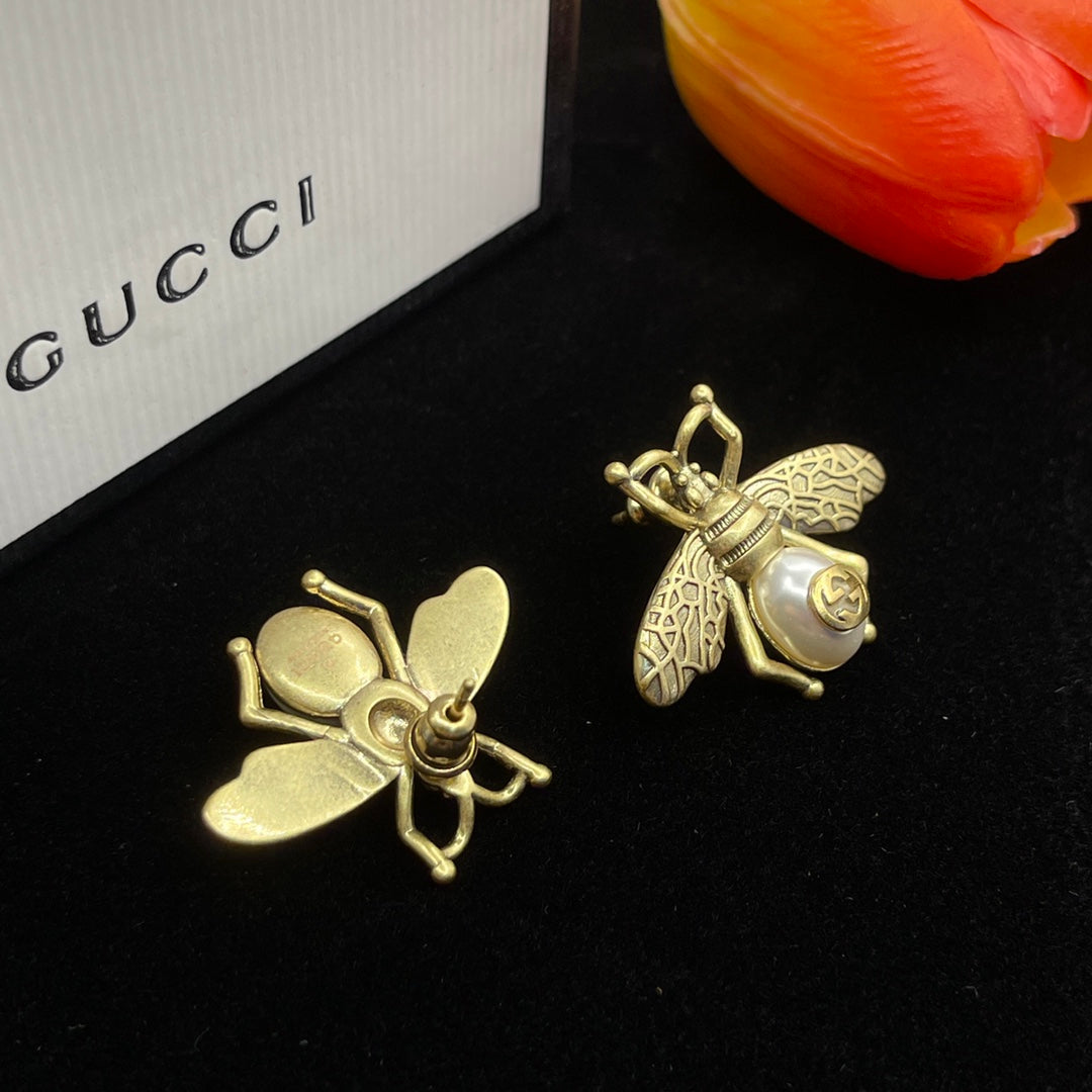 Gucci Double G Bee Pearl Earrings - 18K Yellow Gold