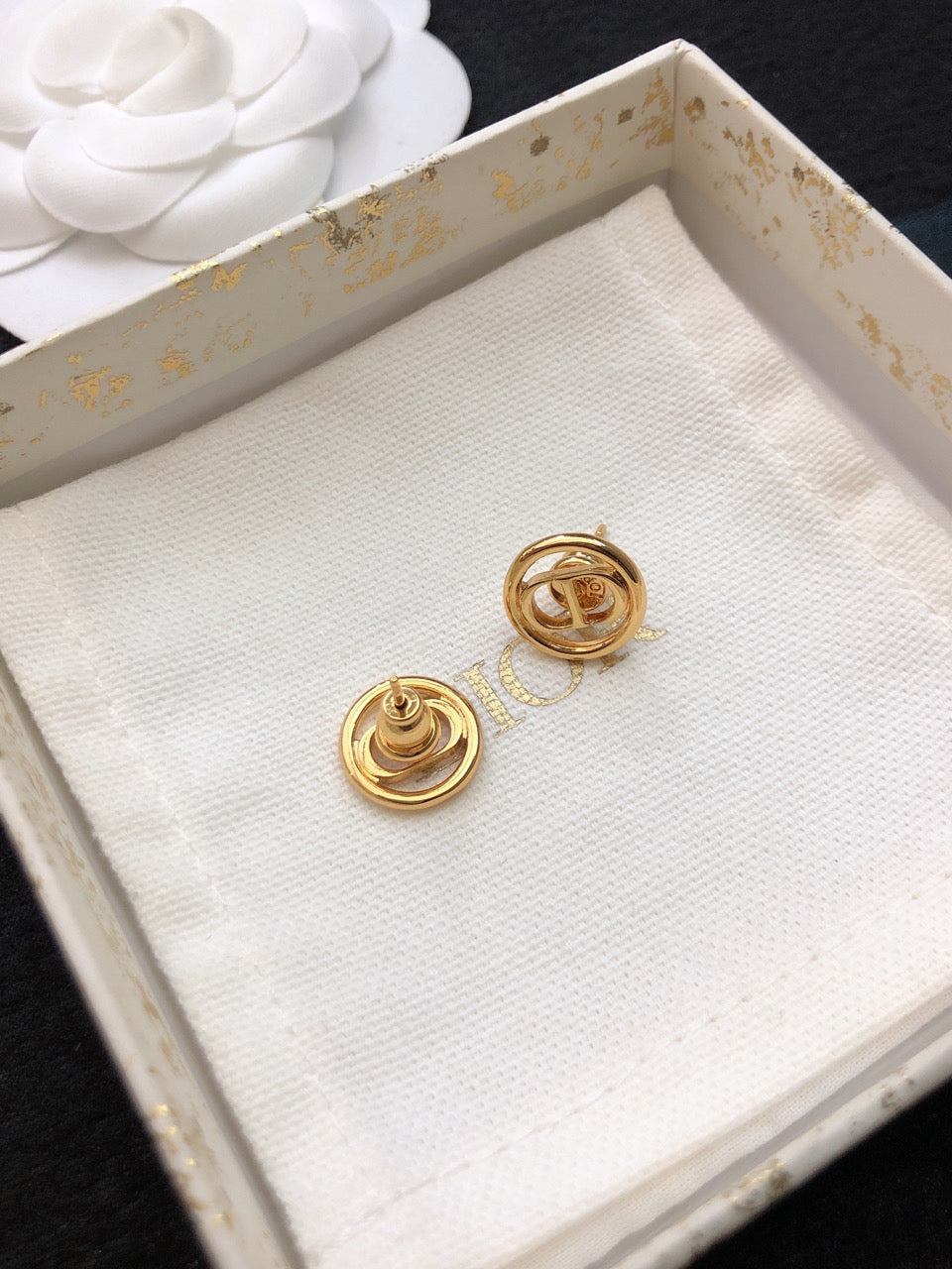 Dior 30 Montaigne Earrings