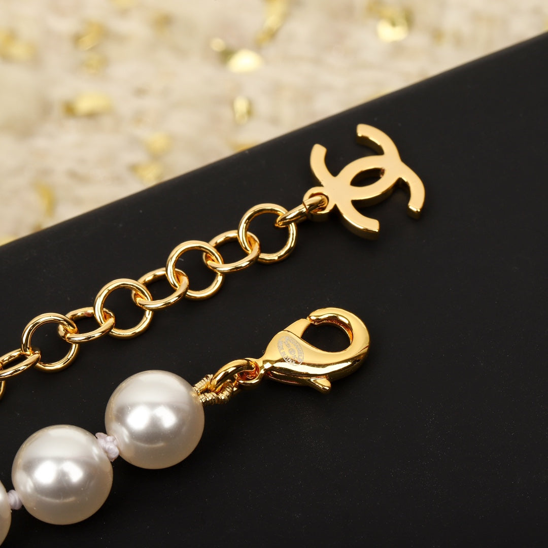 Chanel Pearls Choker Necklace
