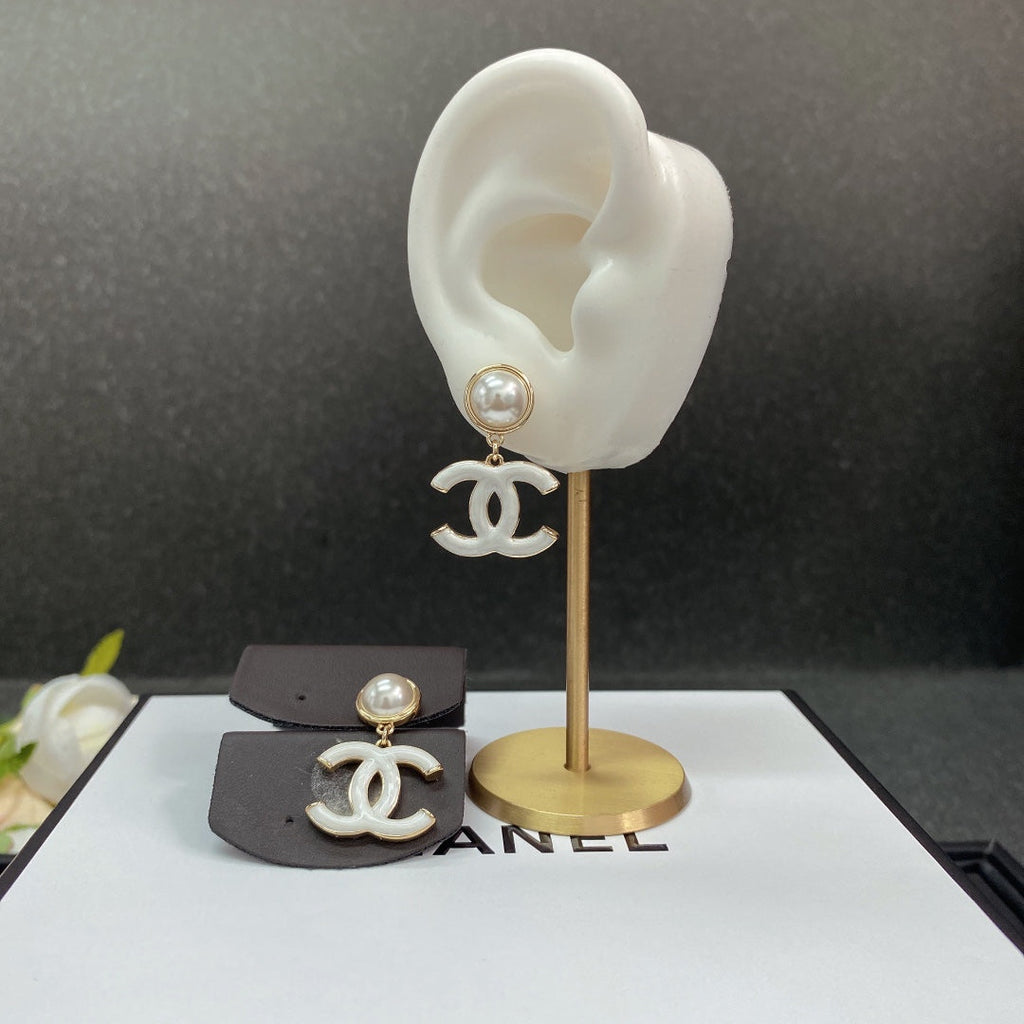 Chanel White Pearl Earrings - 18K Yellow Gold