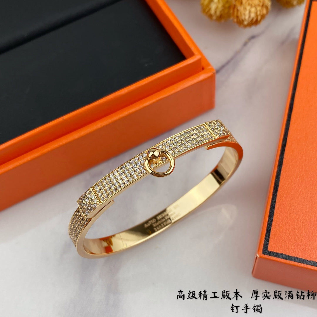 Hermes Collier De Chien Diamond Bracelet - 18K Gold