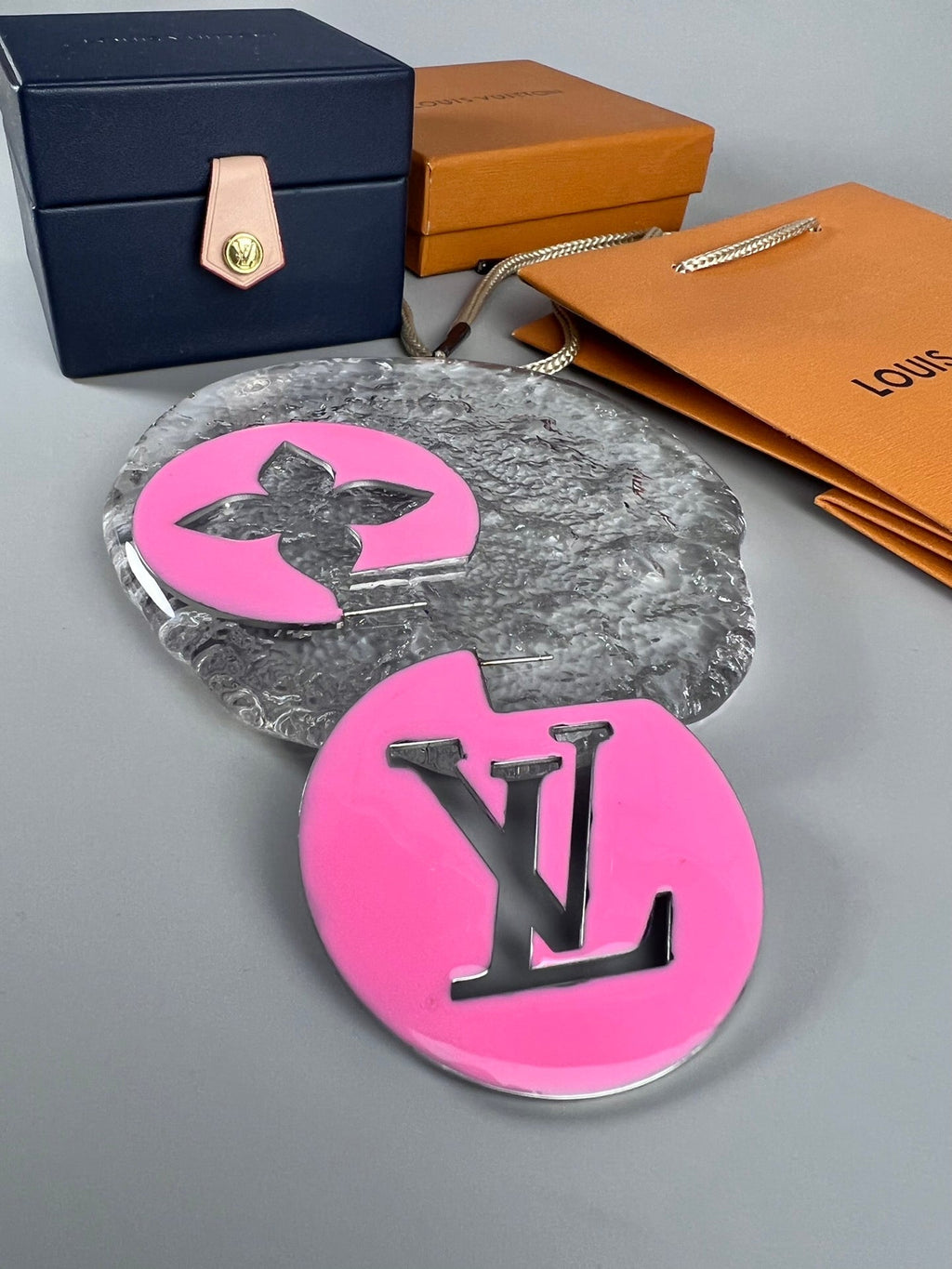 Louis Vuitton Perfect Match Pink/Purple Earrings - 18K Gold