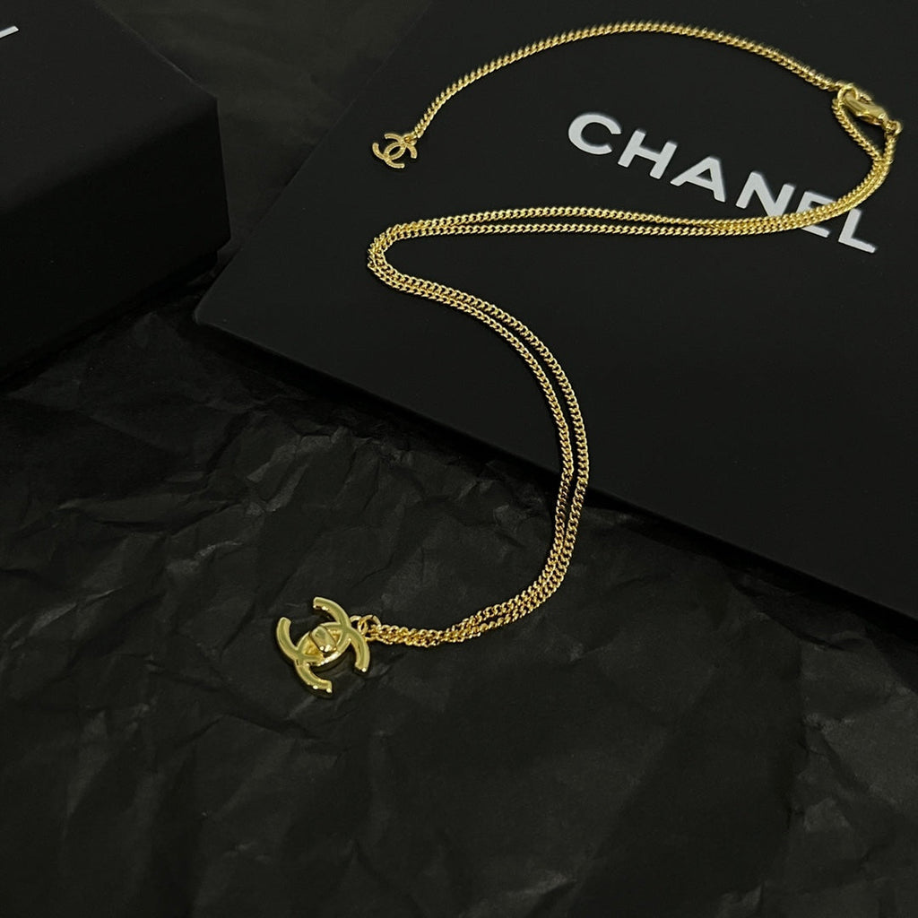 Chanel Vintage Necklace
