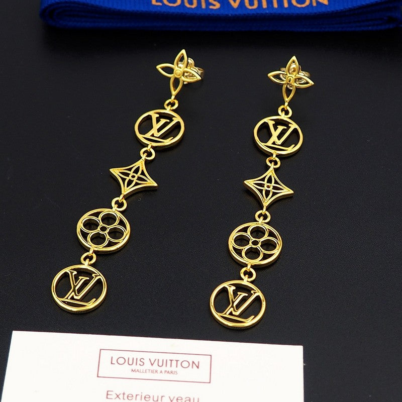 Louis Vuitton Lace Long Earrings - 18K Gold