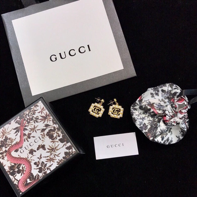 Gucci Double G Square Pearl Earrings - 18K Yellow Gold