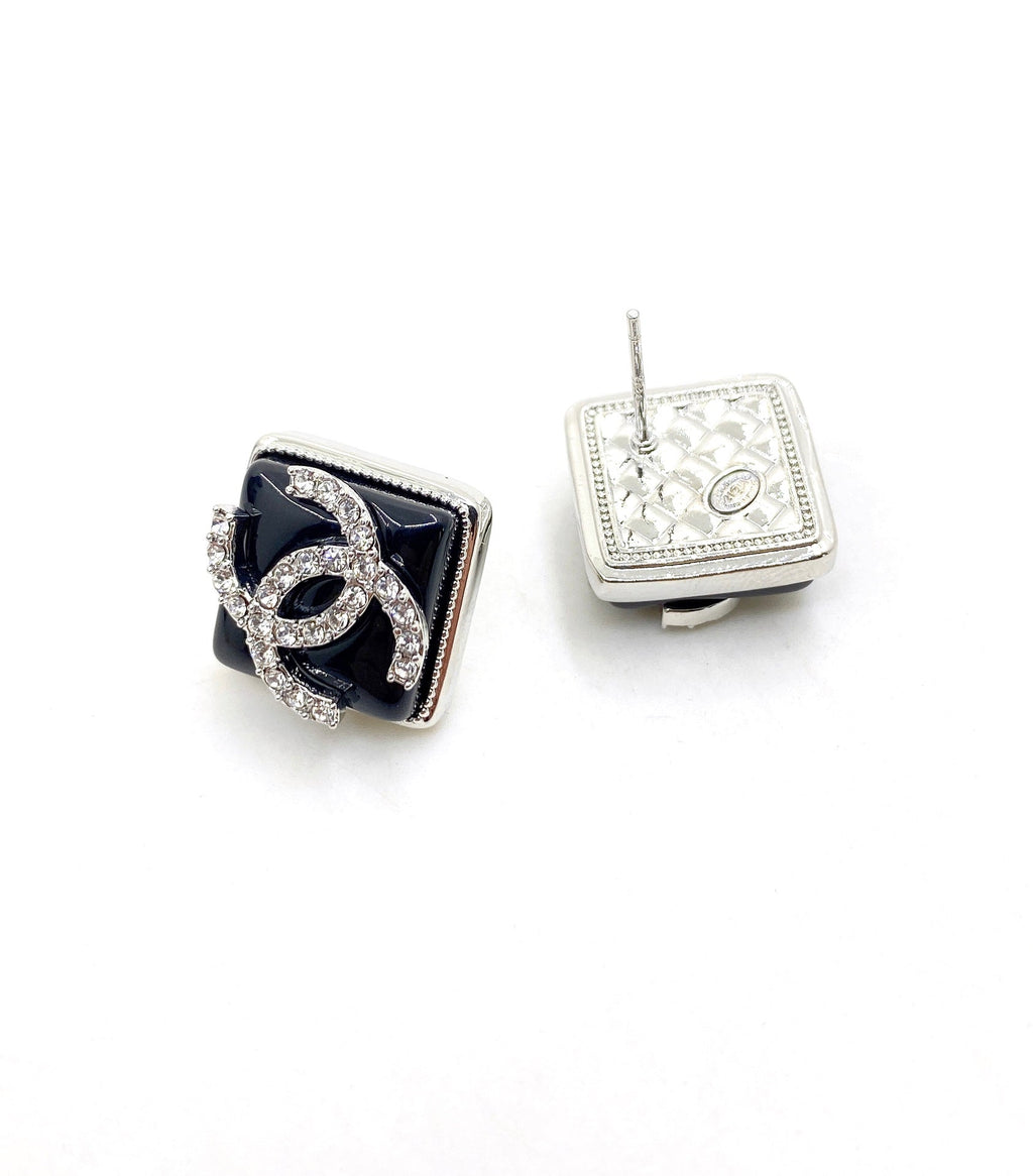Chanel Square Earrings - 18K Yellow Gold