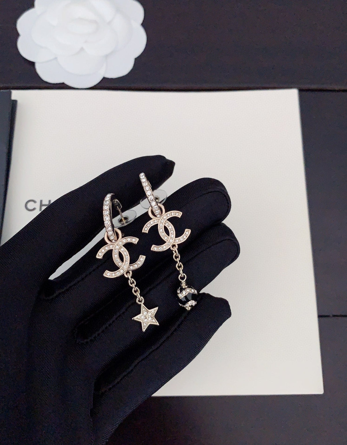 Chanel Star Pearls Pendant Earrings - 18K Yellow Gold