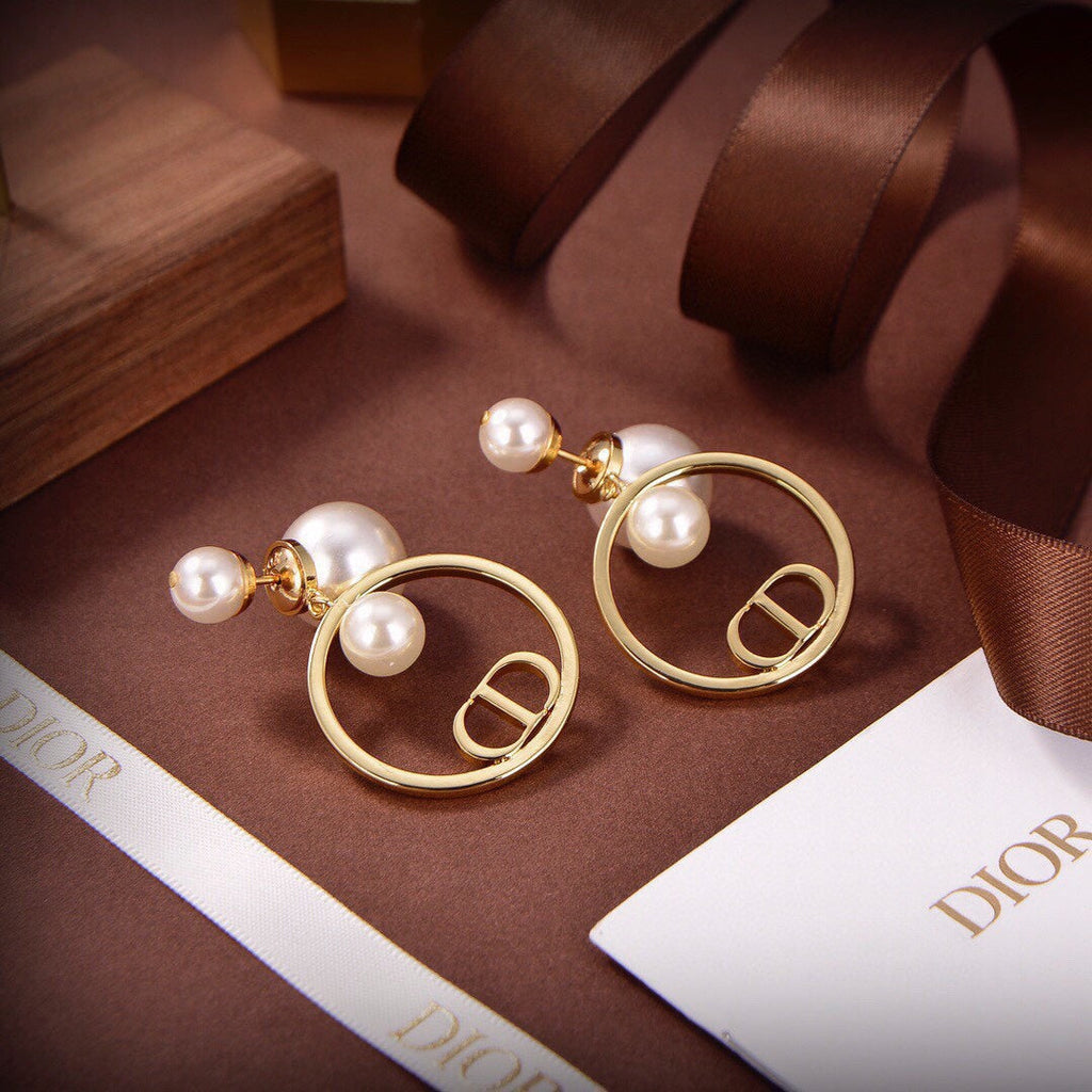 Dior Circle Pearl Earrings
