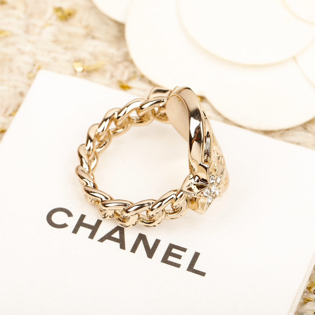 Chanel Chain Ring - 18K Yellow Gold