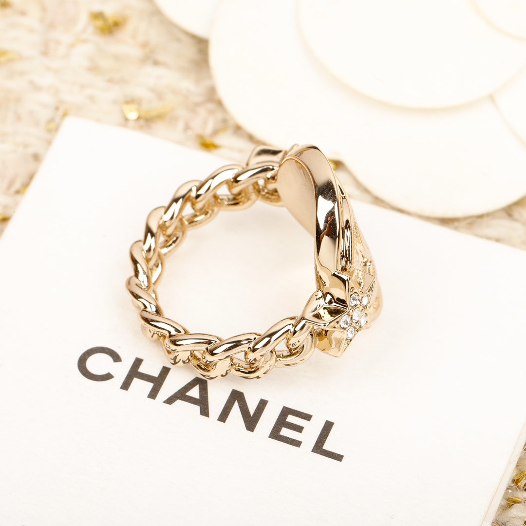 Chanel Chain Ring - 18K Yellow Gold