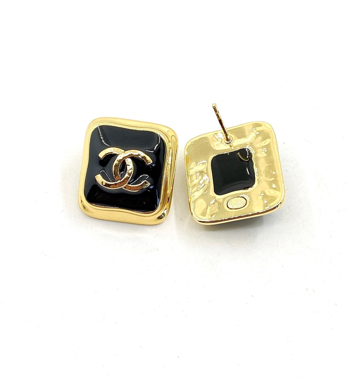 Chanel Square Earrings - 18K Yellow Gold