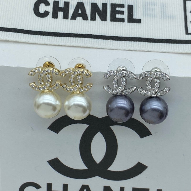 Chanel Pearl Drop Earrings - 18K Gold