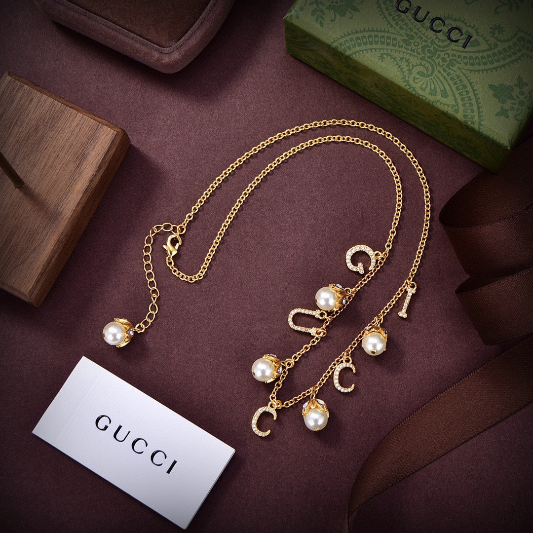 Gucci Double G Fashion Show Chain Necklace