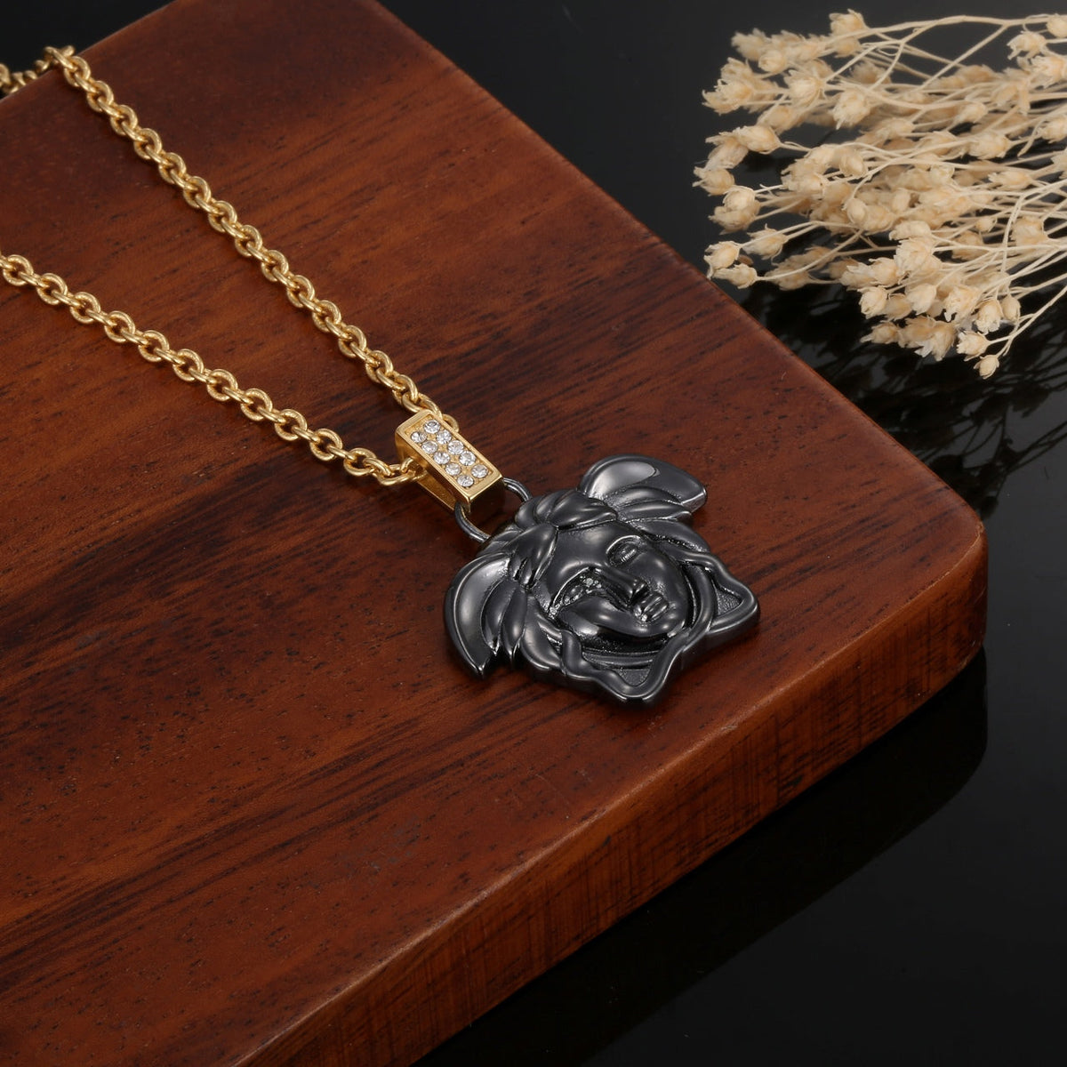Ver Classic Necklace