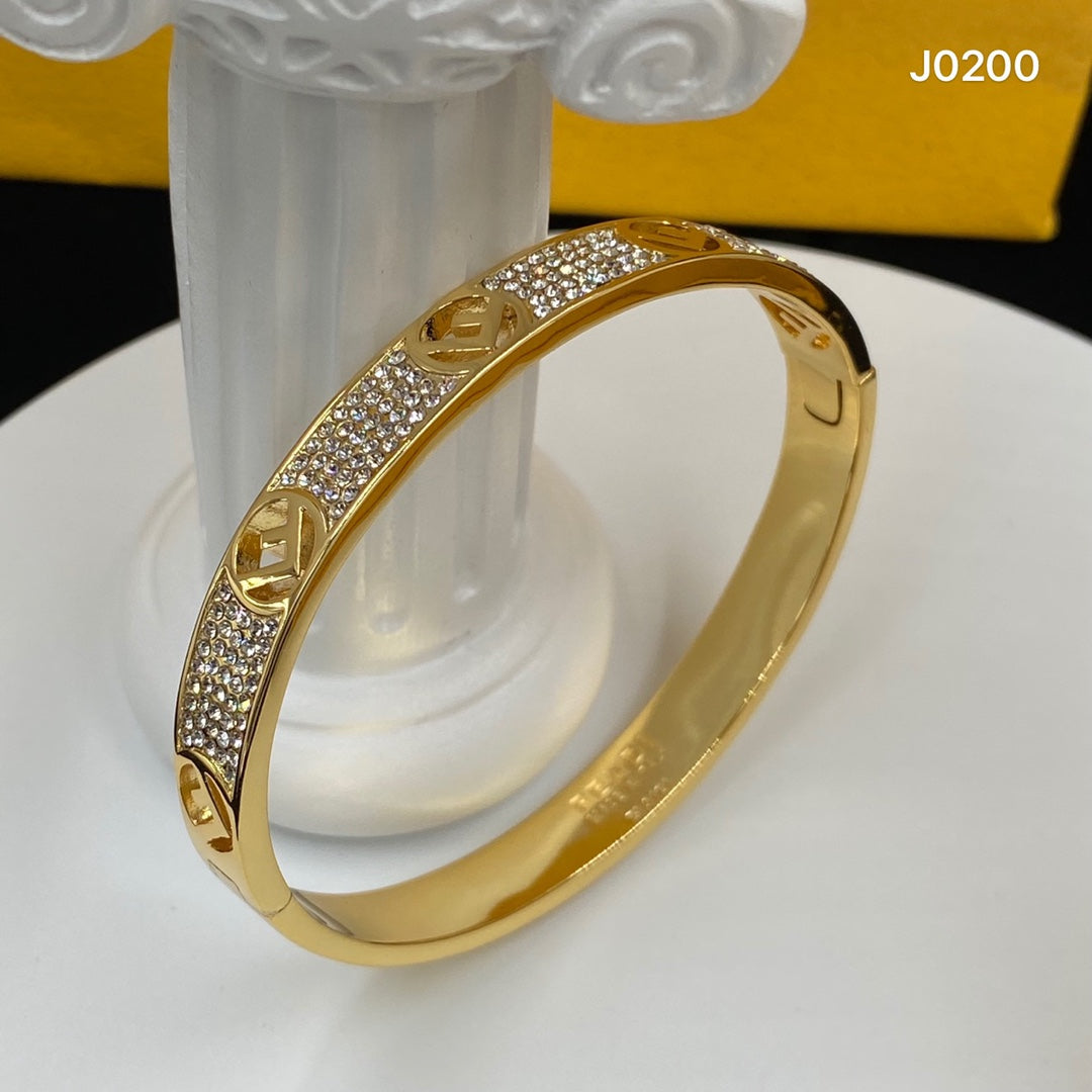 Fendi Is Bracelet - 18K Yellow Gold