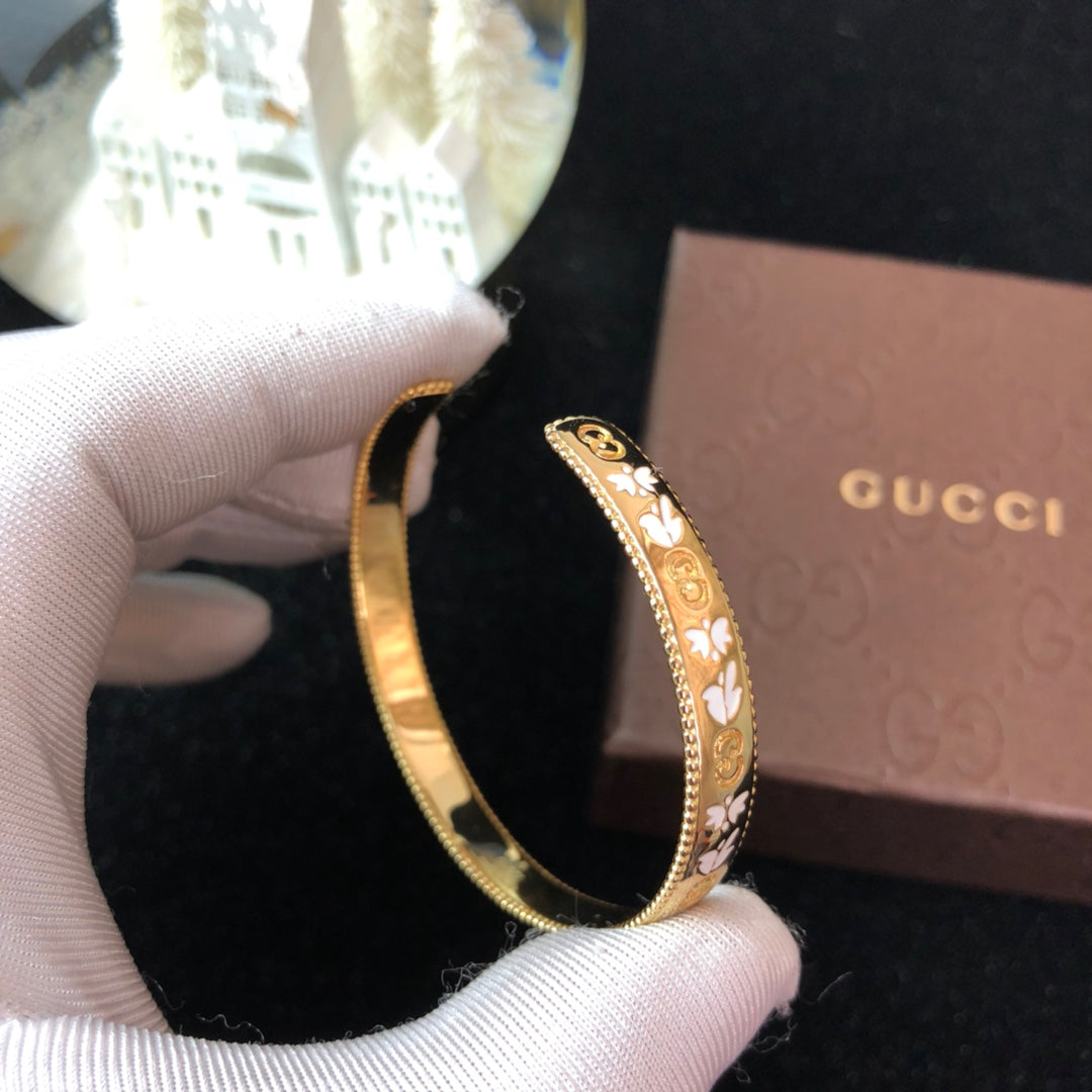 Gucci Double G Icon Blossom Enamel Bangle Bracelet
