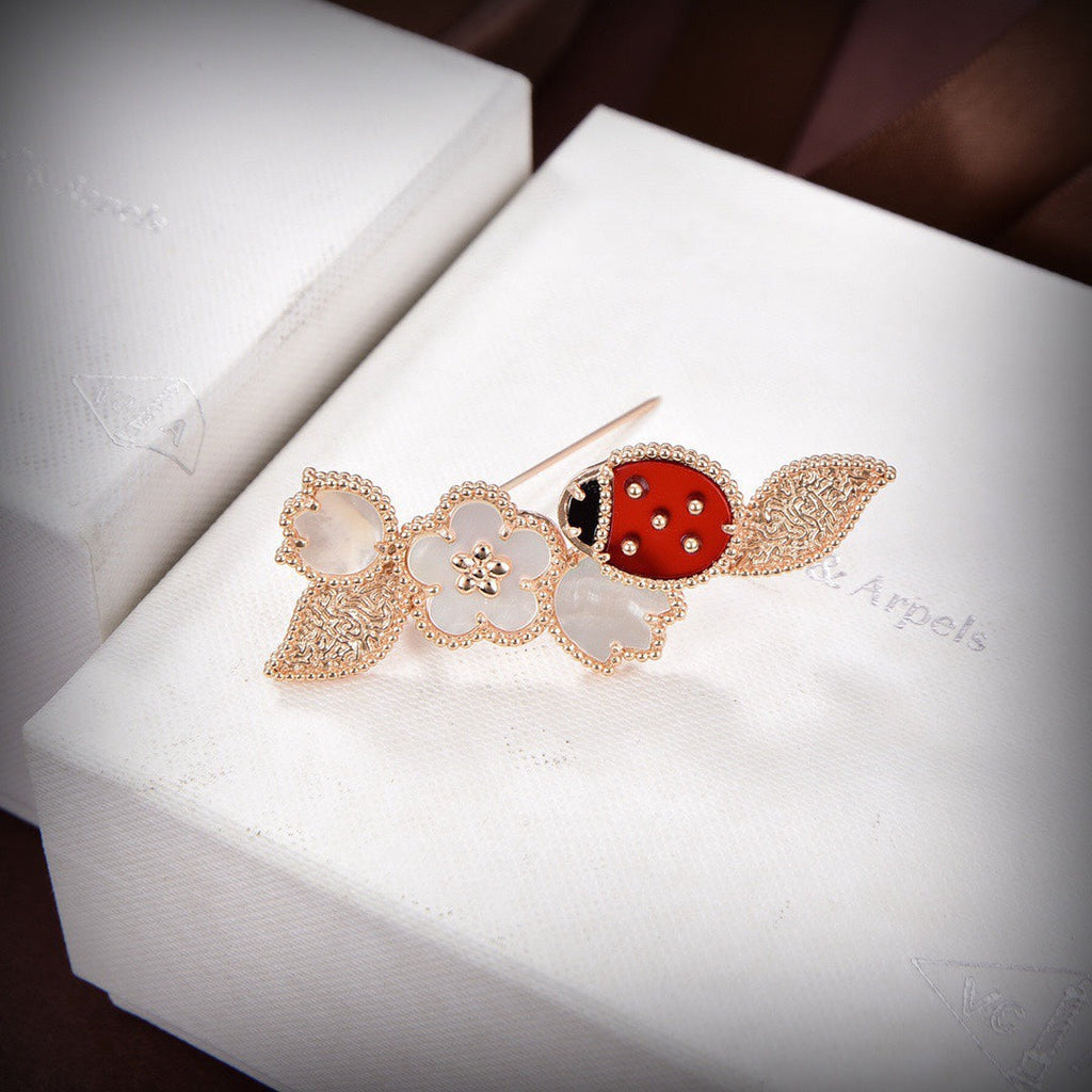 Lucky Spring Clip Brooch
