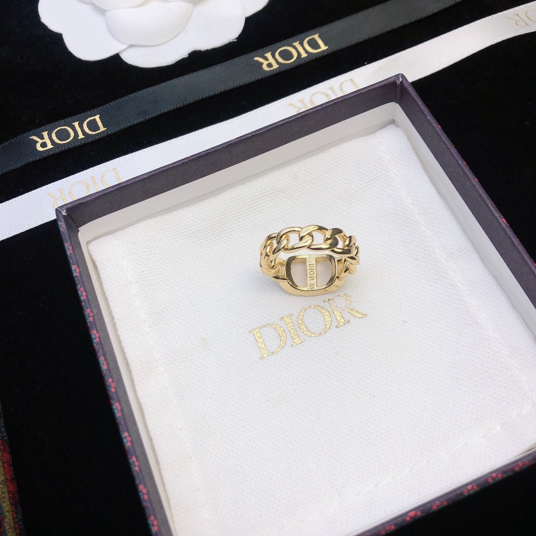 Dior Petit CD Chain Link Ring - 18K Yellow Gold