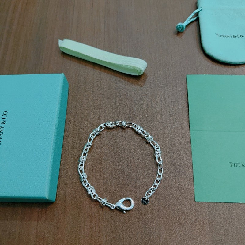 Return to Tiffany Lock Bracelet - 18K White Gold