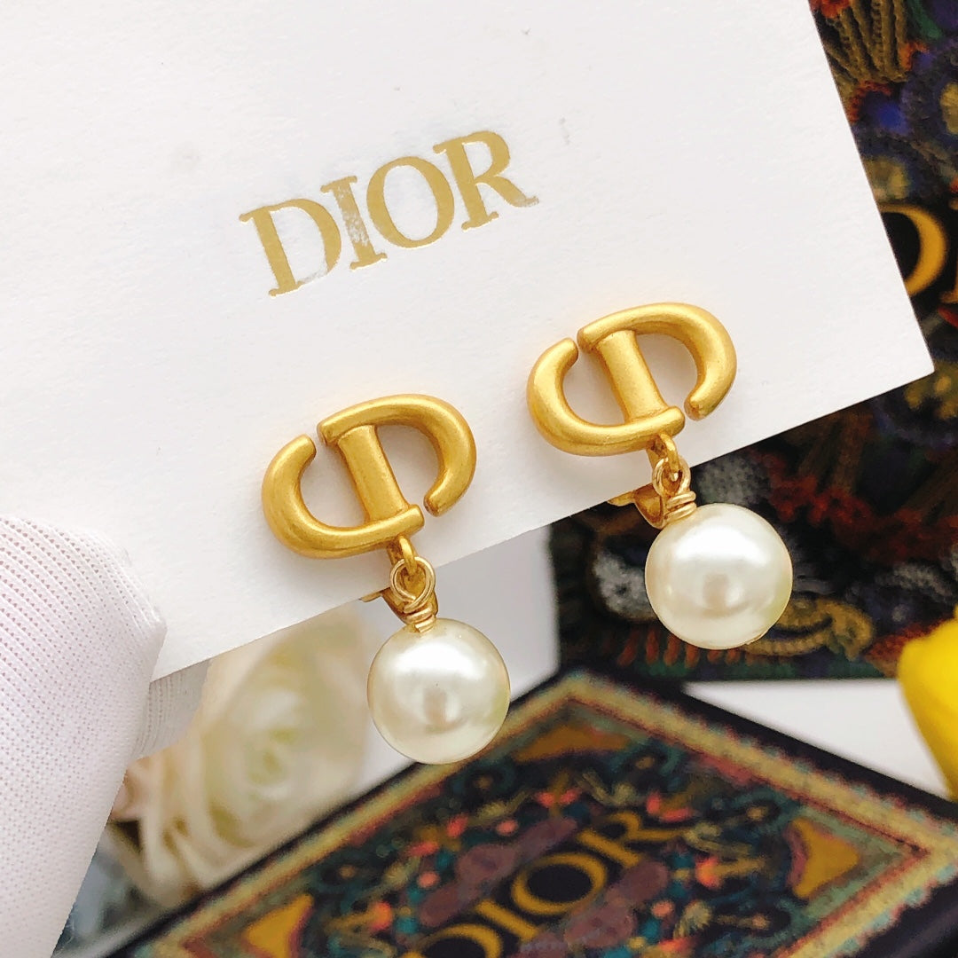 Dior Tribales Pearl Earrings