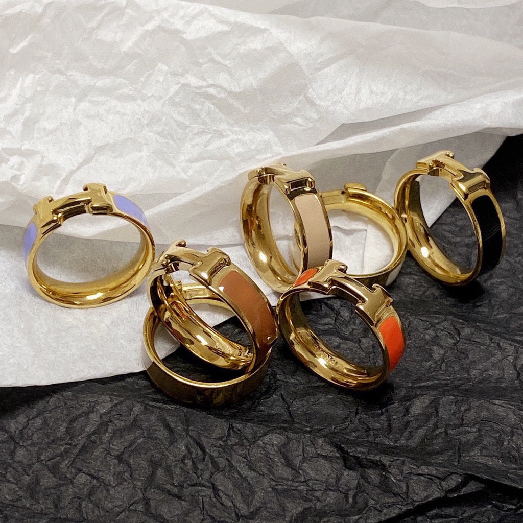 Hermes Vintage Clic H Ring - 18K Yellow Gold
