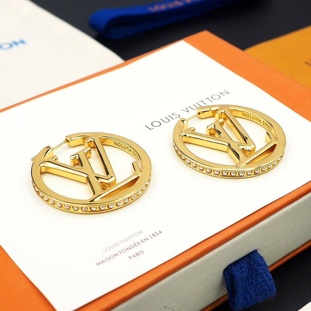 Louis Vuitton Louise Pearl Earrings - 18K Gold